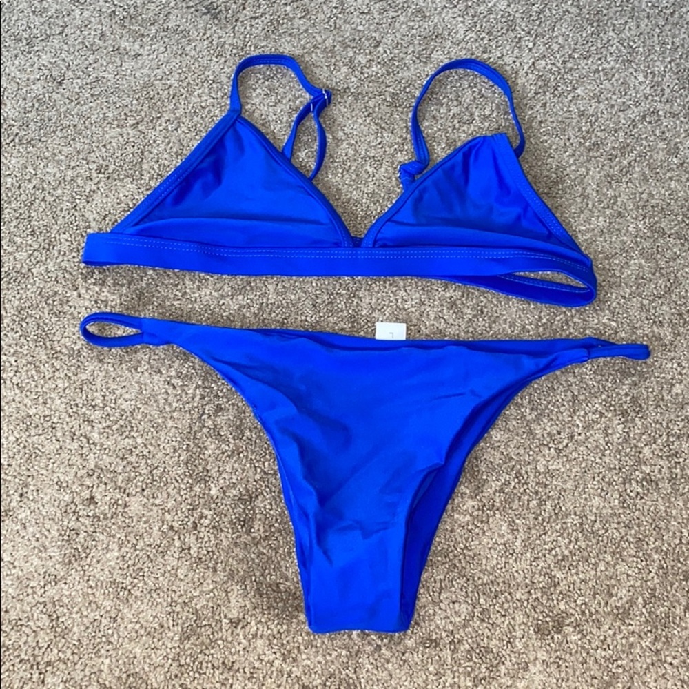 Blue bikini set